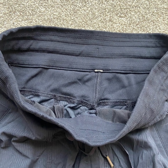 Lululemon Dance Studio Pants - Black Size 4 - Picture 4 of 10